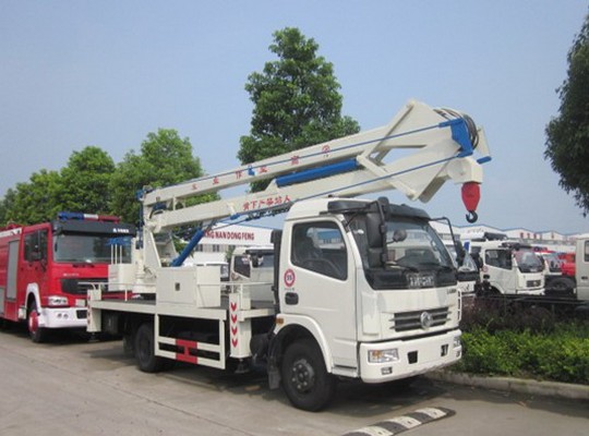 東風多利卡16-18米高空作業車  