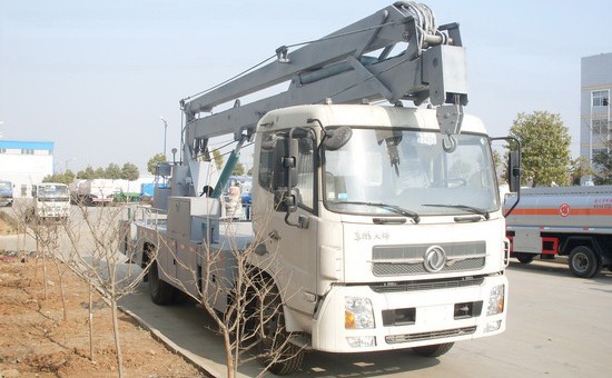 東風天錦22米高空作業車 